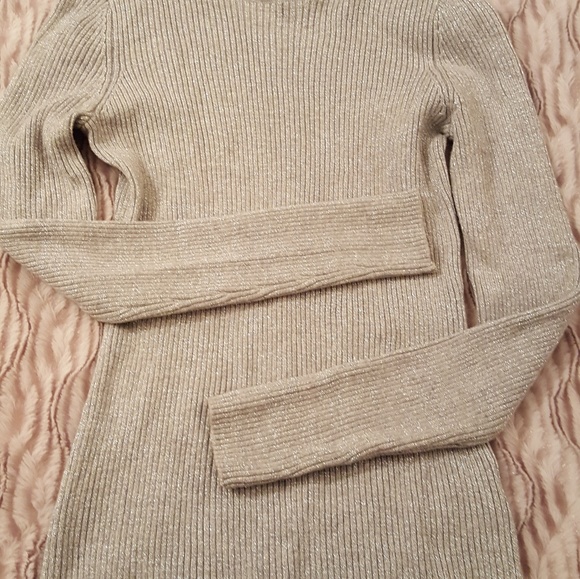 Gray & Silver Sweater - Picture 3 of 6